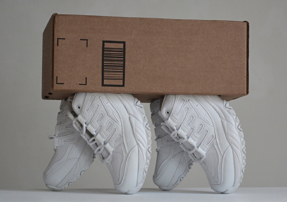 WALKING SHOEBOX, 2025