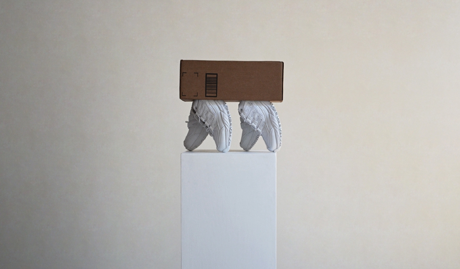 WALKING SHOEBOX, 2025